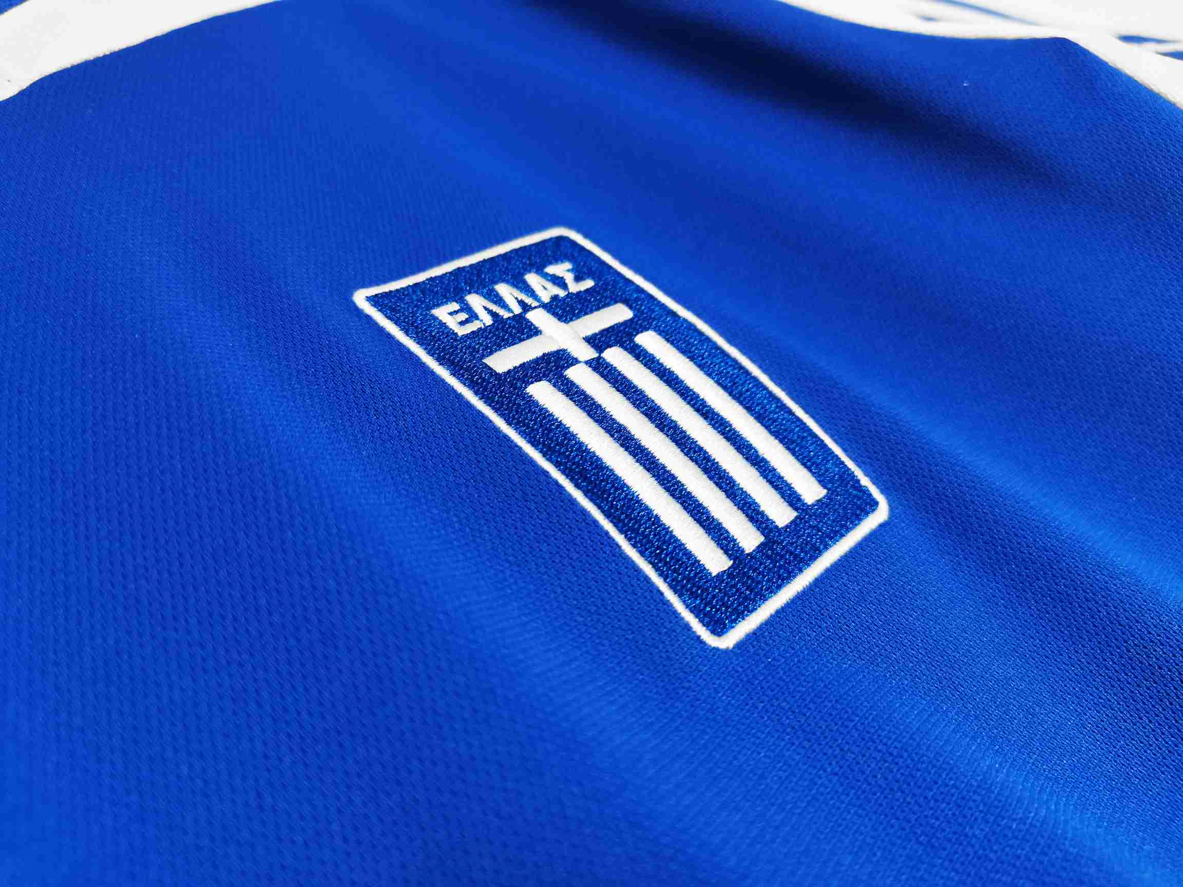 Retro 2004 Greece Home Soccer Jersey - Soccerdeal