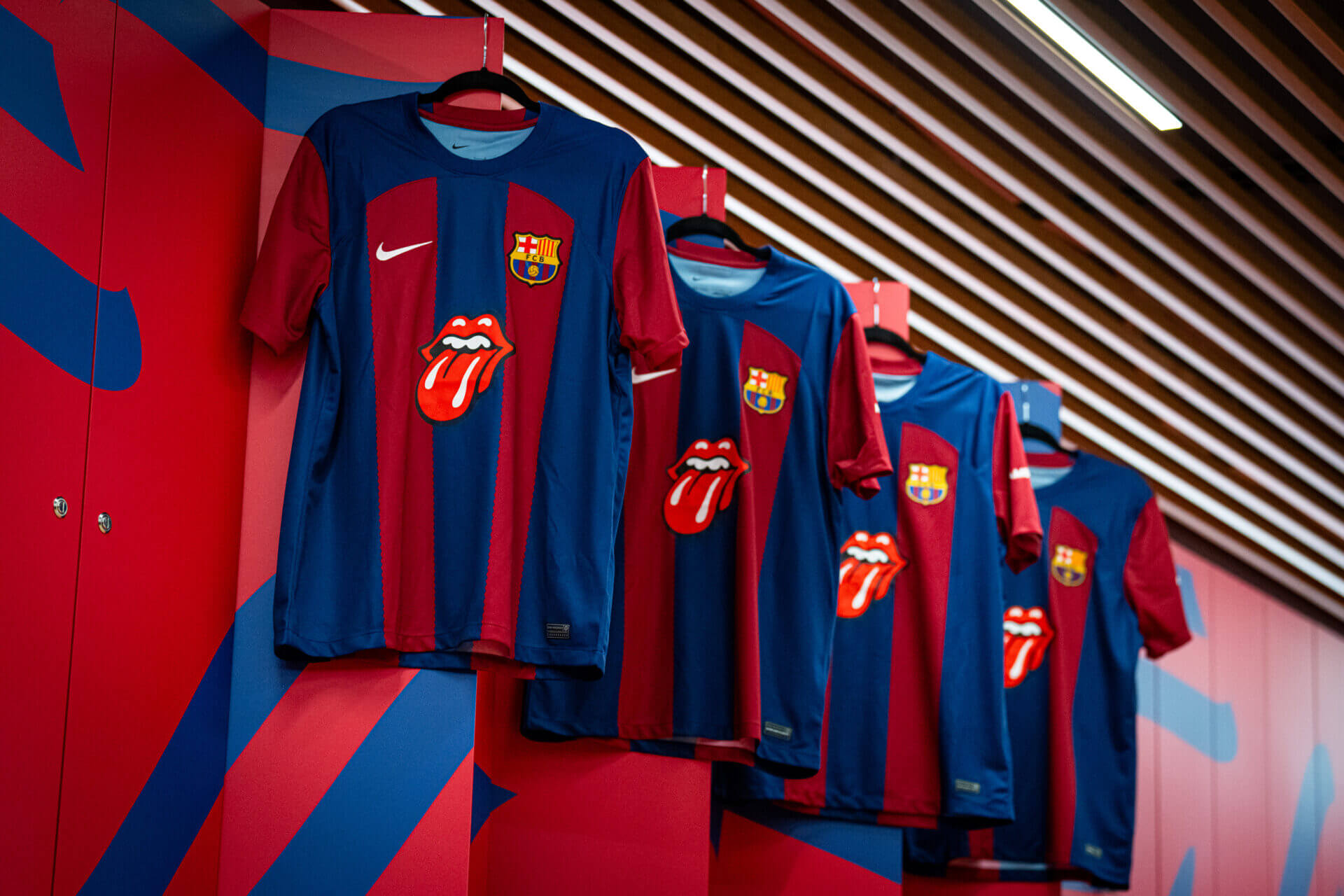 SPOTIFY-X-FC-BARCELONA-X-ROLLING-STONES-8.jpg