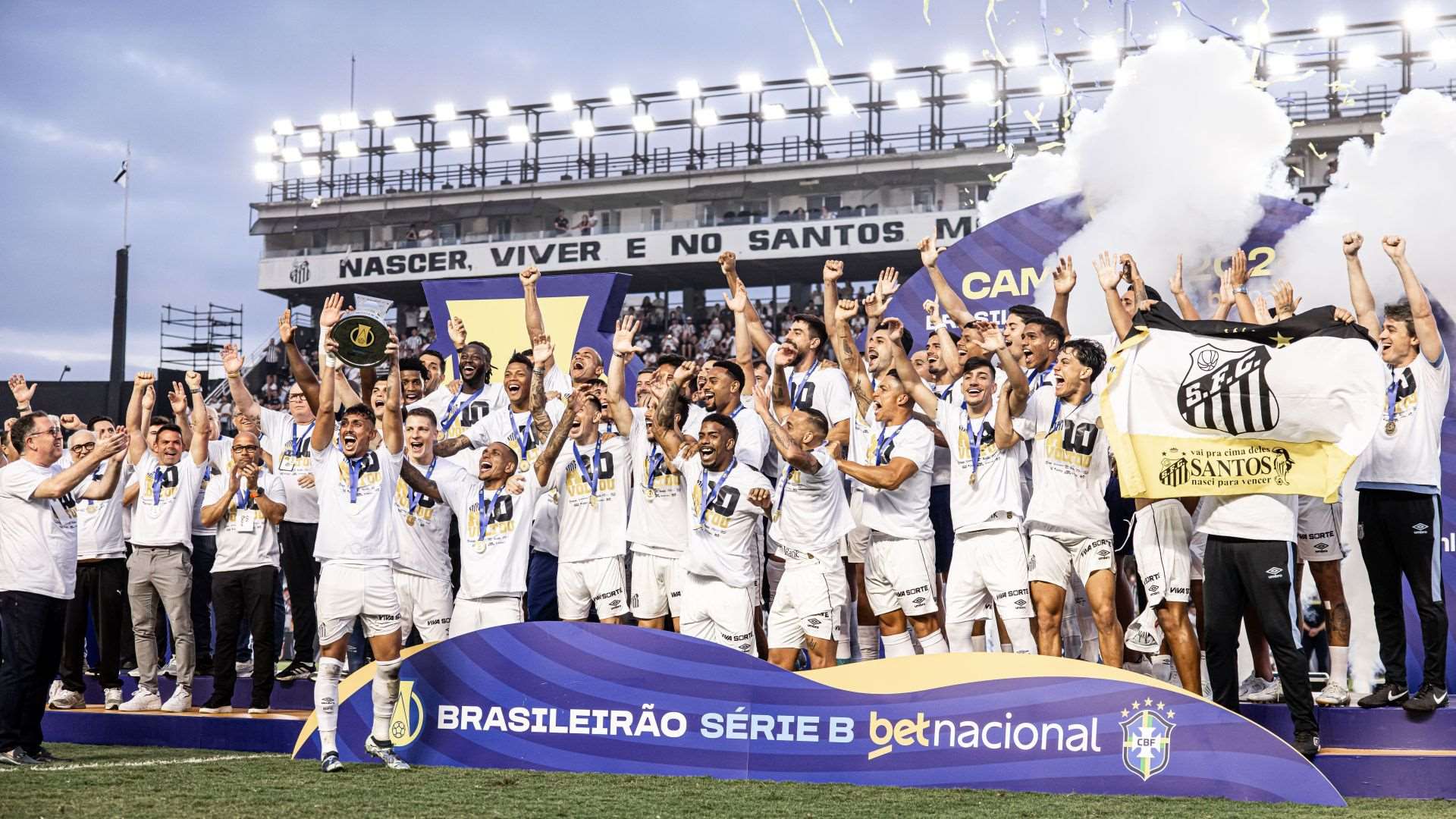 Santos FC celebrating the trophy of2024 Série B title