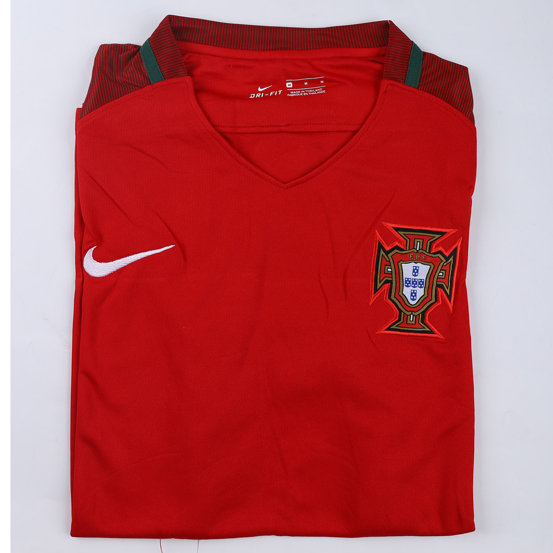 Retro 2016 Portugal Home Soccer Jersey - Soccerdeal