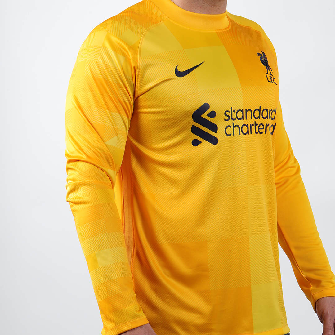 Liverpool Goalkeeper Jersey 2021/22 - Long Sleeve