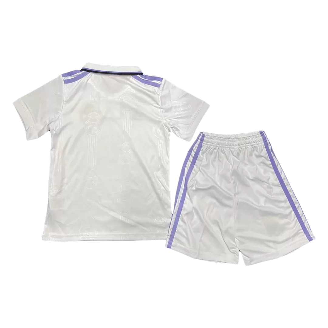 : Madrid Home Vinicius Kids Jersey + Shorts + Socks Set Kit Size  Small (6-7 Years Old) For Youth: Clothing, Shoes & Jewelry