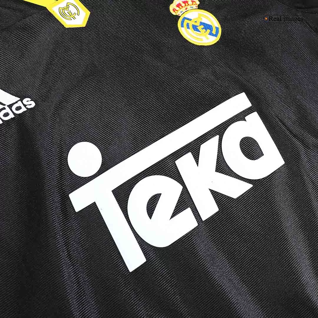 Real Madrid 99/00 Retro Shirt