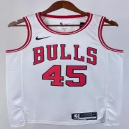 Chicago Bulls Michael Jordan #45 2022/23 Swingman NBA Jersey - Association Edition - soccerdeal