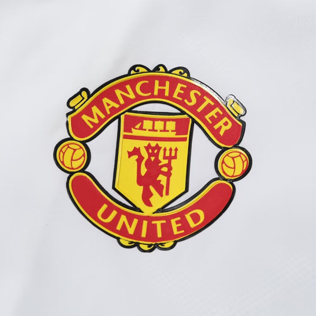 Manchester United Windbreaker Hoodie Jacket 2023/24 - soccerdeal