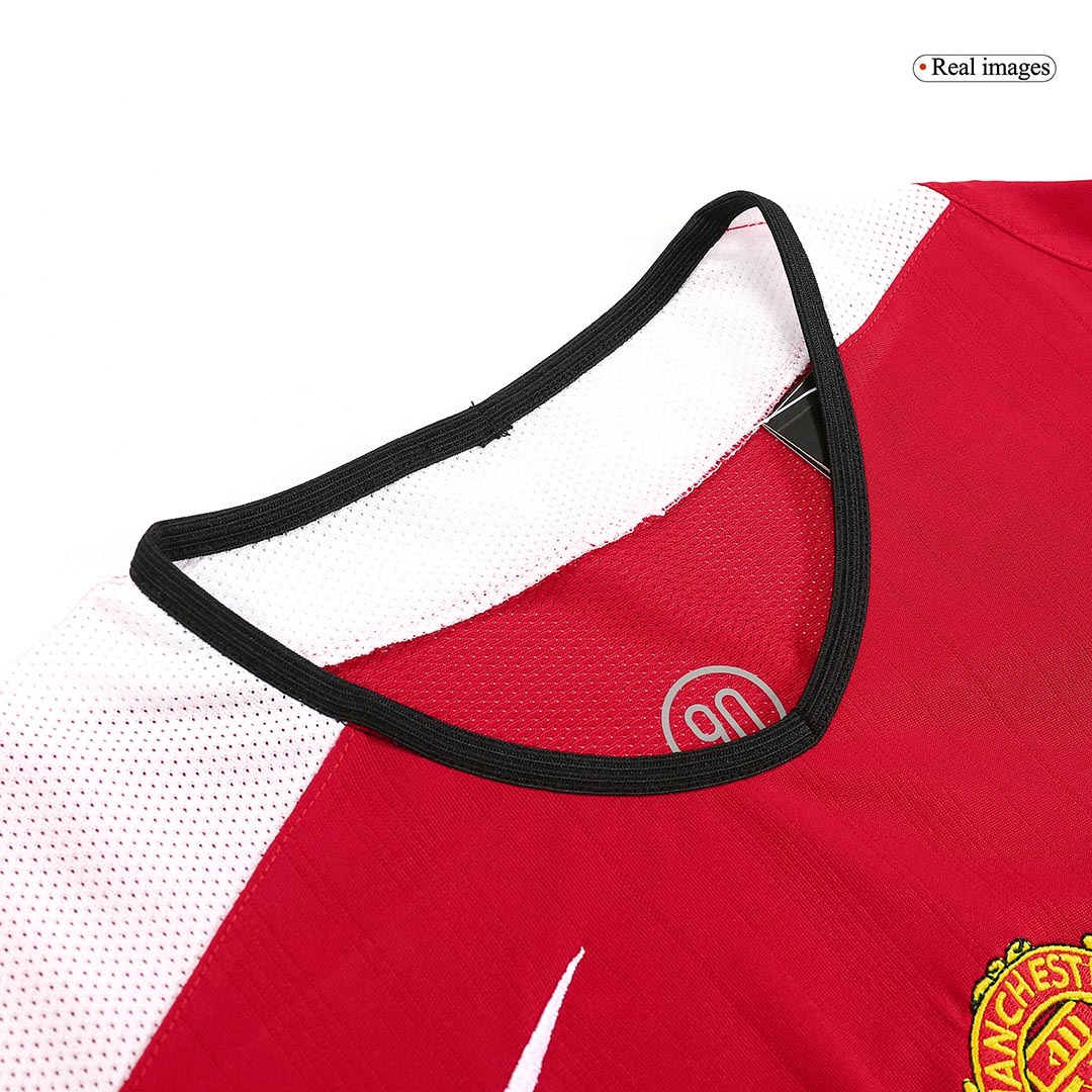 Retro 2005/06 Manchester United Home Soccer Jersey - soccerdeal