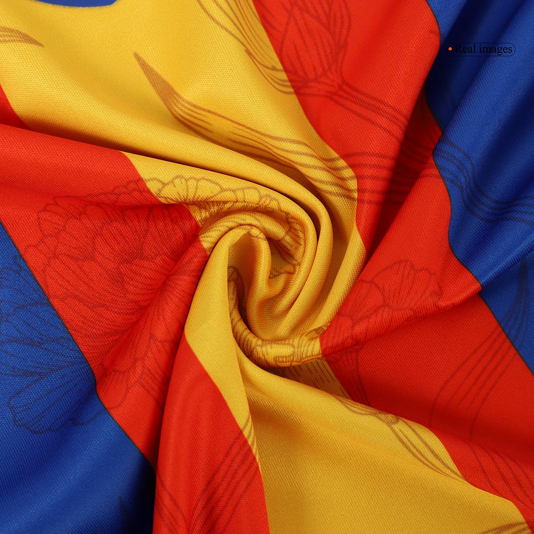 Spain Pre-Match Soccer Jersey Euro - Soccerdeal