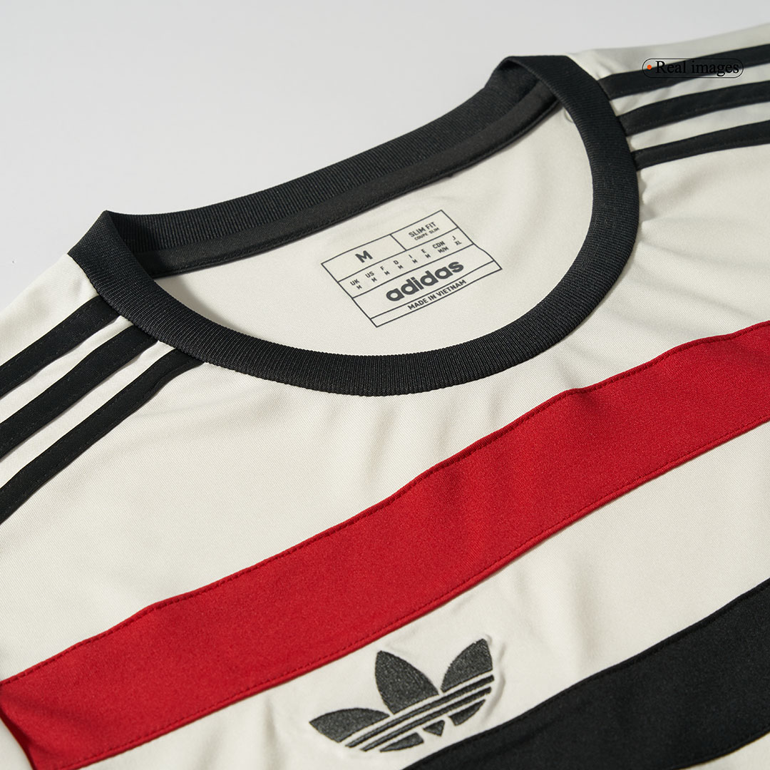 B.FERNANDES #8 Manchester United Third Away Soccer Jersey - Soccerdeal