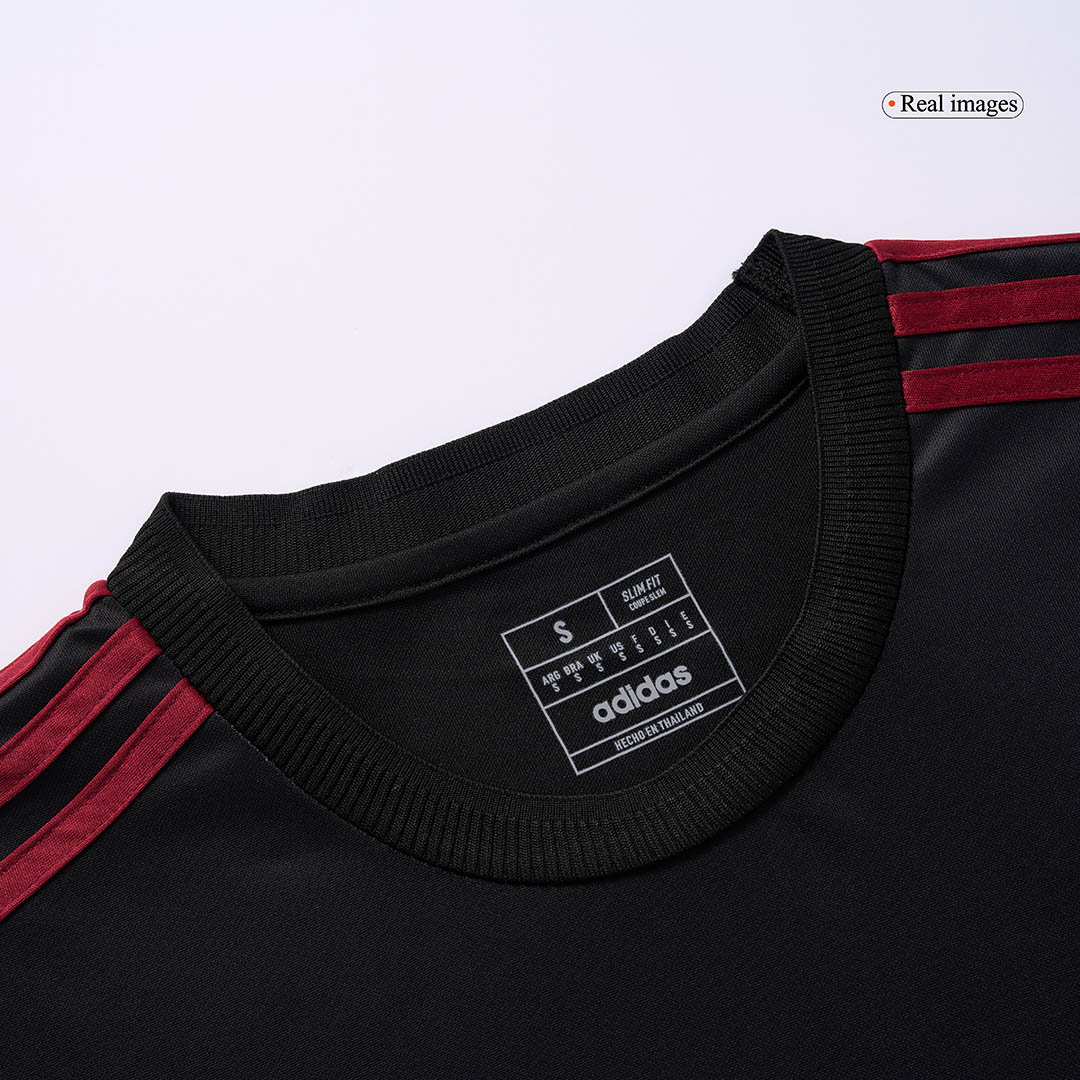 Manchester United Soccer Jersey - Soccerdeal