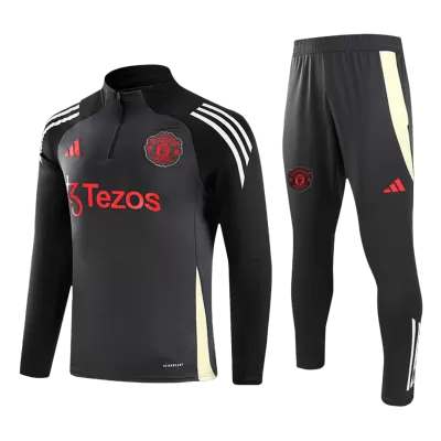 Manchester United Zipper Sweatshirt Kit(Top+Pants) 2024/25 - Soccerdeal