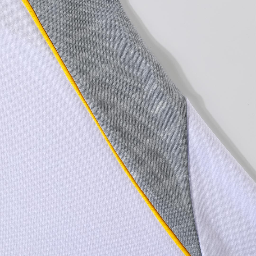 Real Madrid Zipper Sweatshirt Kit(Top+Pants) 2025/26 - Soccerdeal