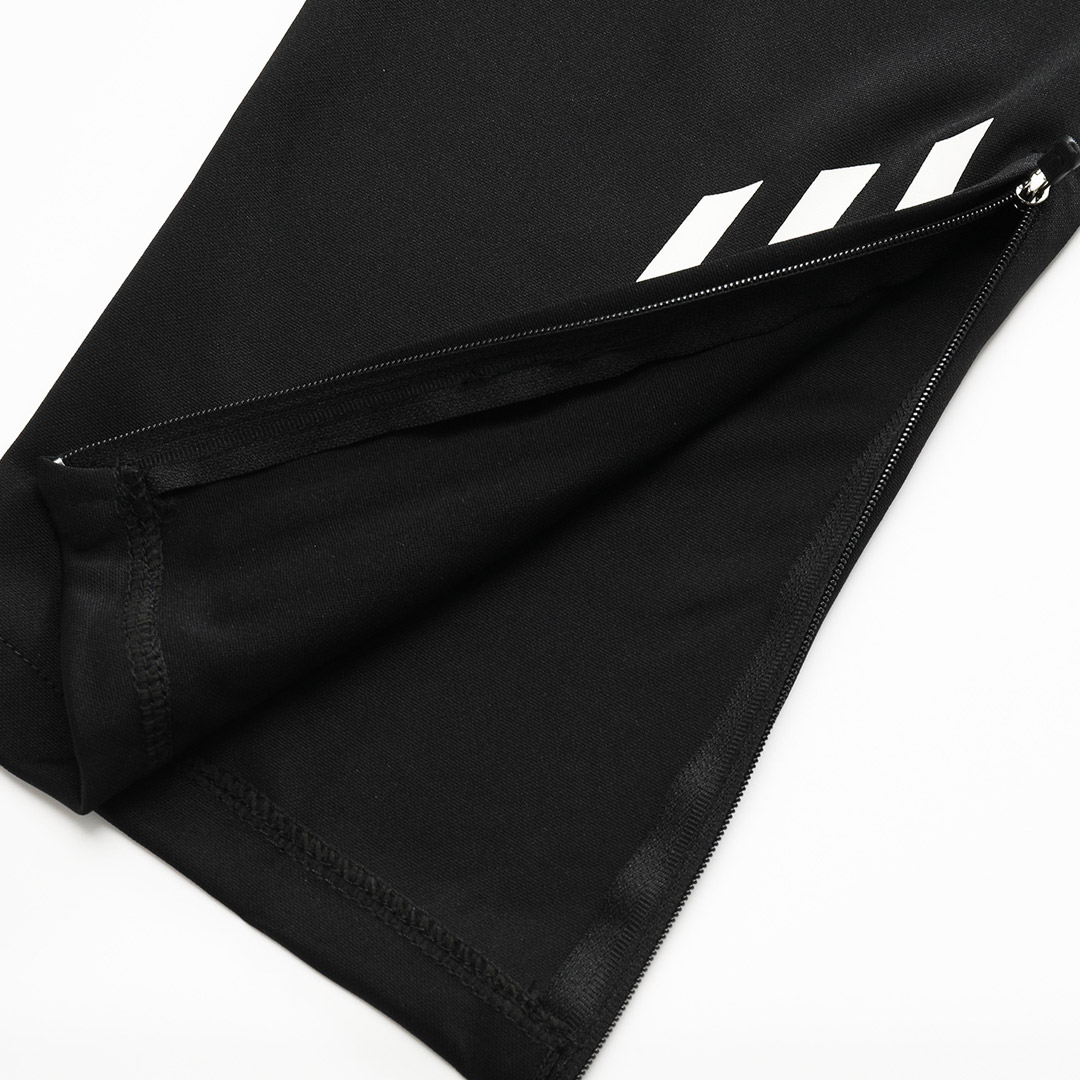 Liverpool Zipper Sweatshirt Kit(Top+Pants) 2025/26 - Soccerdeal