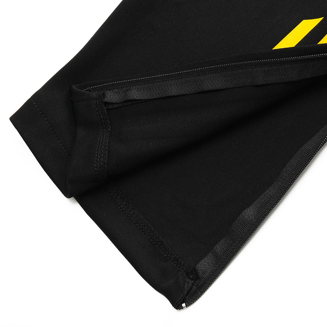 Manchester United Zipper Sweatshirt Kit(Top+Pants) 2025/26 - Soccerdeal