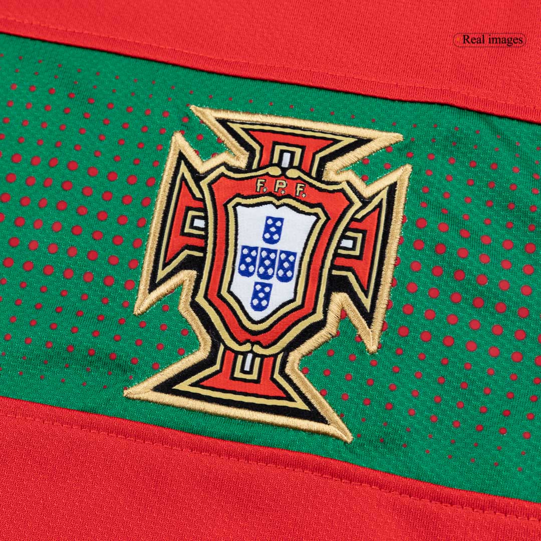 Retro 2010 Portugal Home Soccer Jersey - Soccerdeal