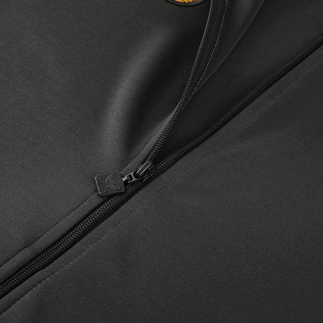 Manchester United Training Jacket Kit (Jacket+Pants) 2025/26 - Soccerdeal