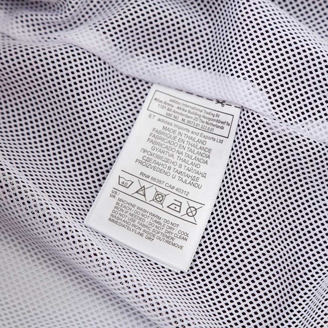 Liverpool Windbreaker Jacket 2025/26 - Soccerdeal