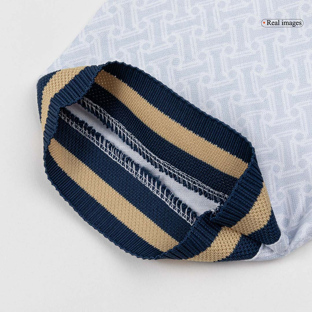 Italy Away Soccer Jersey 2026 Player Version - Soccerdeal