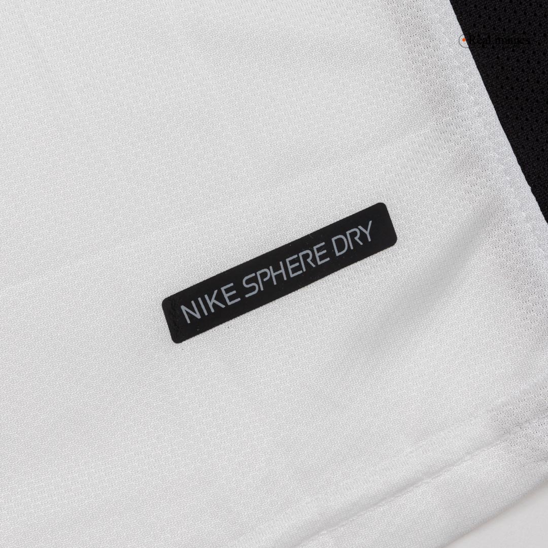 Retro 2006/07 Manchester United Away Soccer Jersey - Soccerdeal